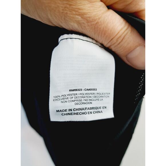 Nike Dri-Fit Men's Black Gray Mesh Detail Athletic Shirt In Size Medium - Picture 5 of 6